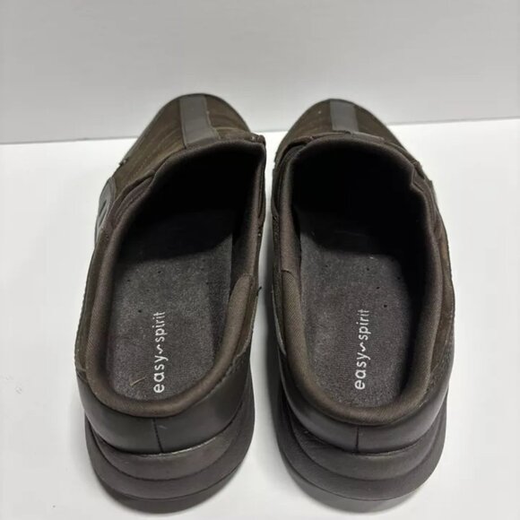 Easy Spirit Women’s TravelTime, Brown Slip-On Clogs, Size 8.5 Wide - Picture 4 of 5